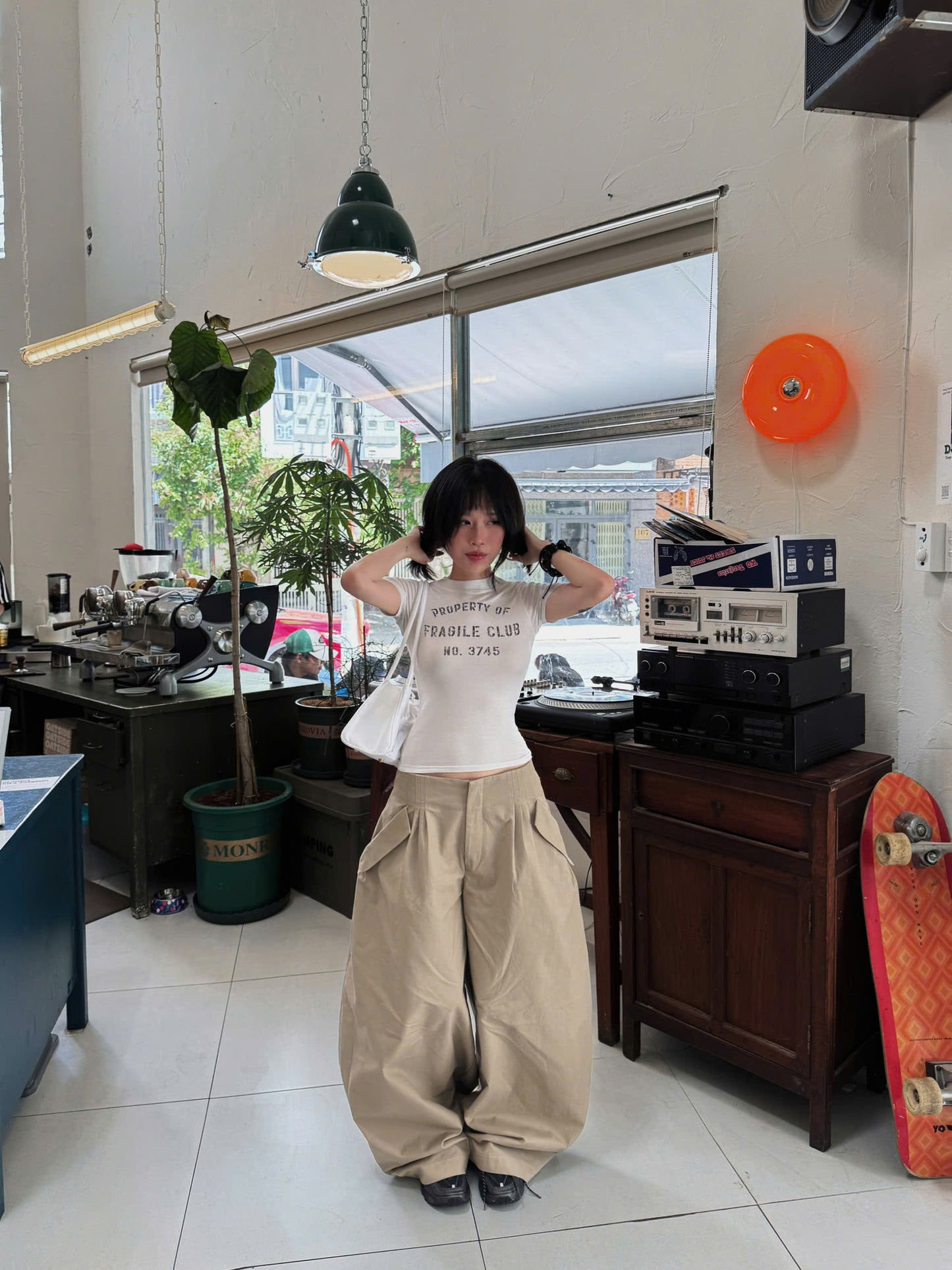 "CROISSANT" BAGGY PANTS