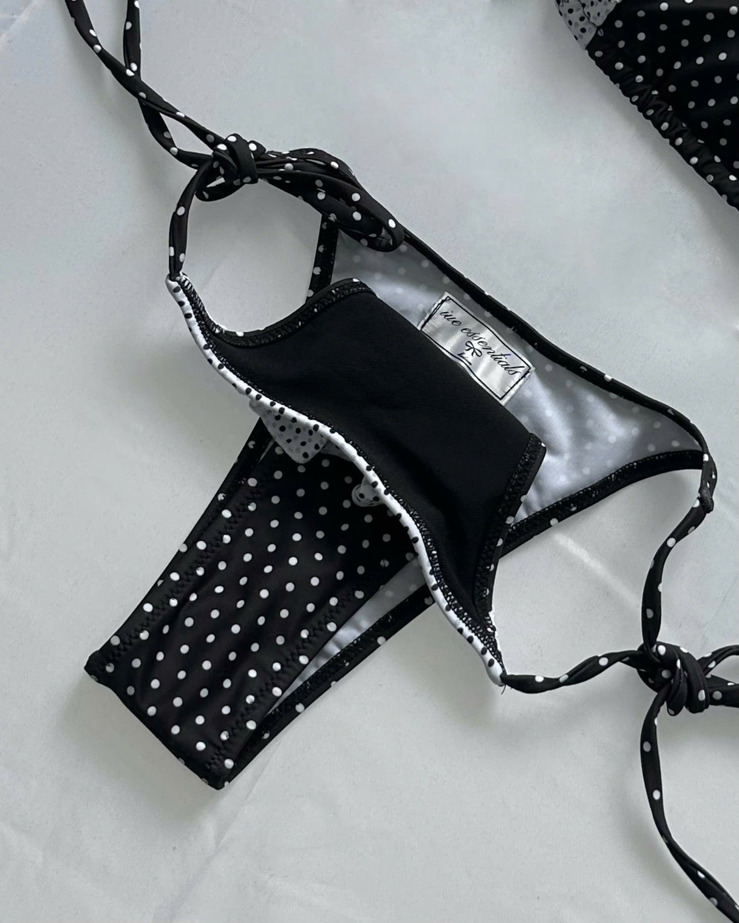 "STRING-BREAK" SUMMER BIKINI