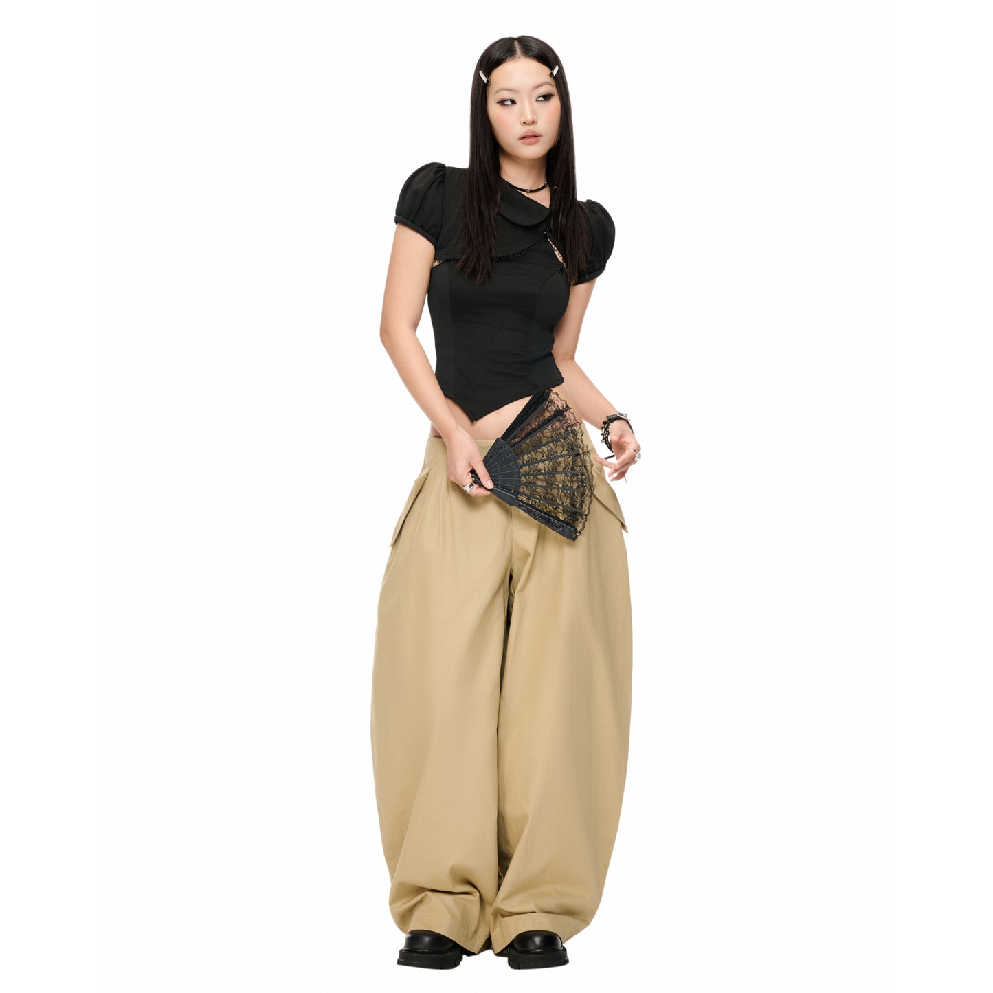 "XINXIN IN BLACK” TOP
